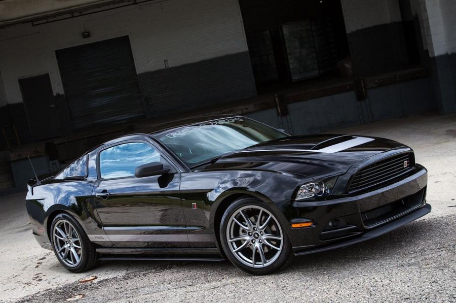  Ford Mustang RS by Roush 2012 года  (фото 32 из 32)